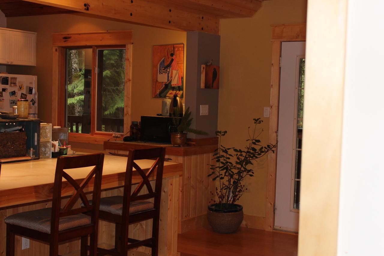 Bed and Breakfast The Perch On Gabriola Экстерьер фото